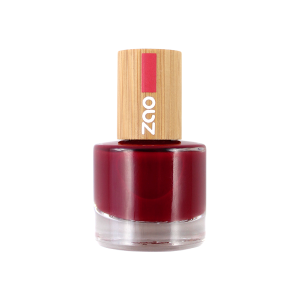 Nail polish 668 Passion red