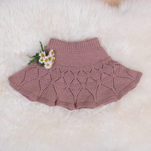 Stickad kjol Ylva danskjol – garnpaket i Bluum Pure Eco Baby Wool, Sirissima stickning