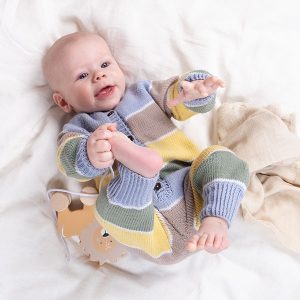 Stickad overall Sockervadd med raglan – garnpaket i Bluum Soft Merino Ull