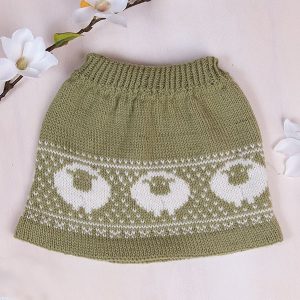 Stickad kjol Lammet – garnpaket i Bluum Pure Eco Baby Wool