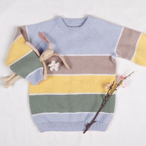 Stickad tröja Sockervadd – garnpaket i Bluum Soft Merino Ull