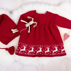 Stickat set Renklänning och tomteluva – garnpaket i Bluum Pure Eco Baby Wool