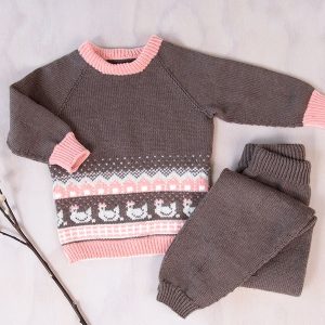 Stickat set Hönsgården – garnpaket i Bluum Soft Merino Ull